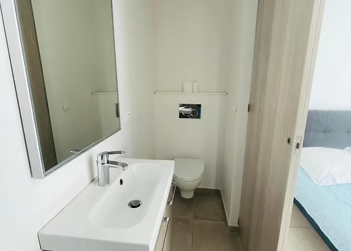 Port De * סנרי-סור-מר