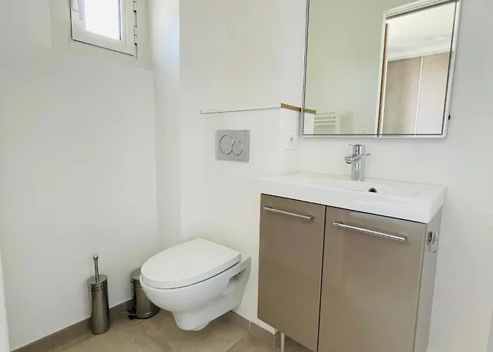 Port De * סנרי-סור-מר